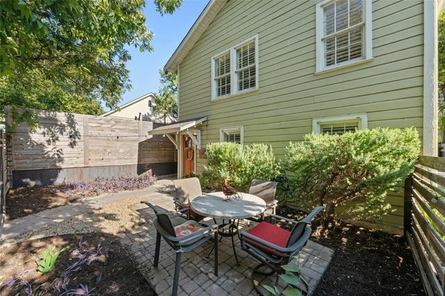 2021 Travis Heights BLVD 1002, Austin, TX 78704