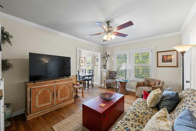 2021 Travis Heights BLVD 1002, Austin, TX 78704