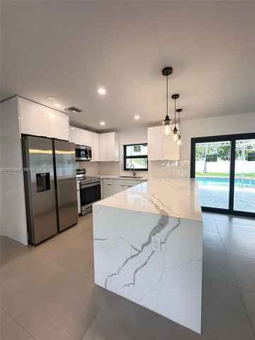 4901 Washington St 0, Hollywood, FL 33021