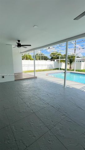4901 Washington St 0, Hollywood, FL 33021