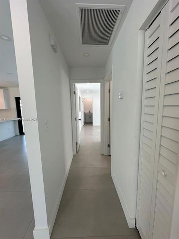4901 Washington St 0, Hollywood, FL 33021