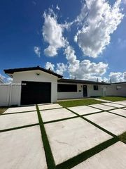4901 Washington St 0, Hollywood, FL 33021