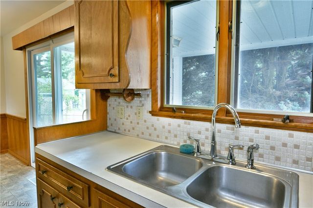 271 Parkgate Avenue, Austintown, OH 44515