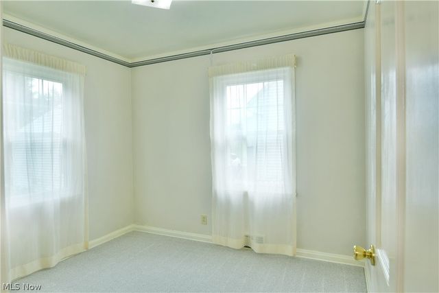 271 Parkgate Avenue, Austintown, OH 44515