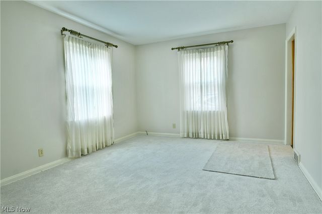 271 Parkgate Avenue, Austintown, OH 44515