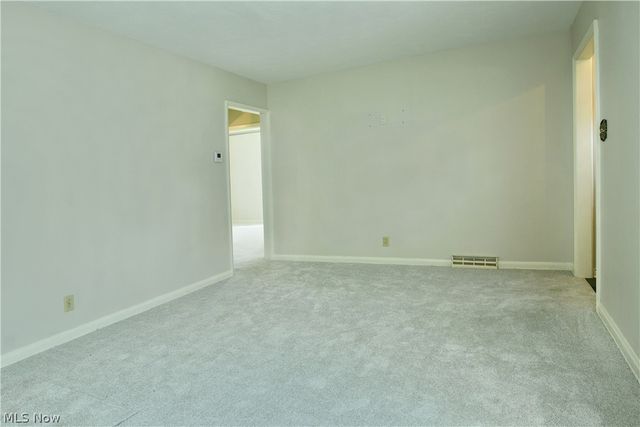 271 Parkgate Avenue, Austintown, OH 44515