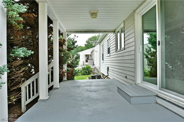 271 Parkgate Avenue, Austintown, OH 44515
