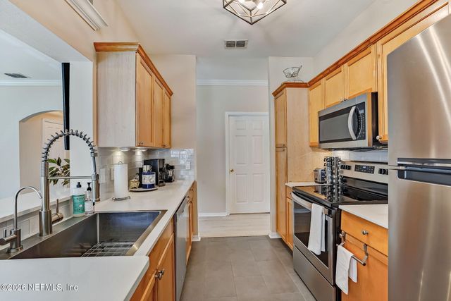 10961 BURNT MILL Road 711, Jacksonville, FL 32256