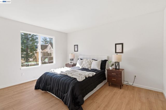 255 Reflections Dr 22, San Ramon, CA 94583