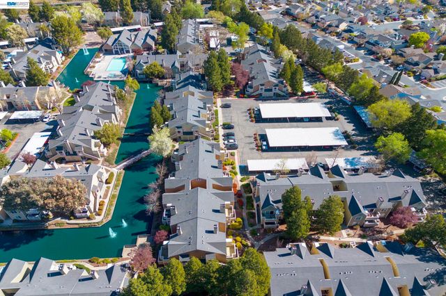 255 Reflections Dr 22, San Ramon, CA 94583