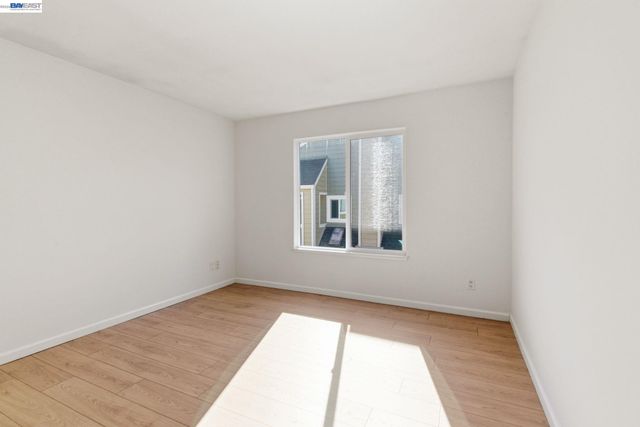 255 Reflections Dr 22, San Ramon, CA 94583