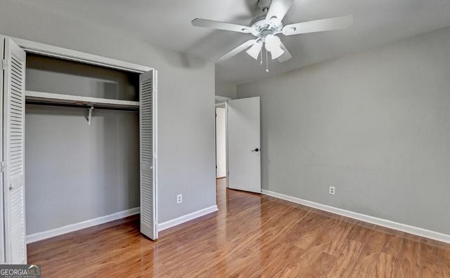 1249 SW Renee Dr SW, Lilburn, GA 30047