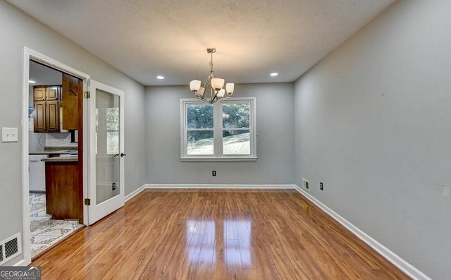 1249 SW Renee Dr SW, Lilburn, GA 30047
