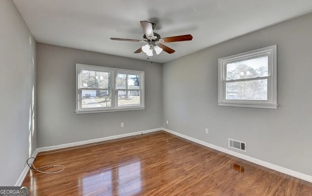 1249 SW Renee Dr SW, Lilburn, GA 30047