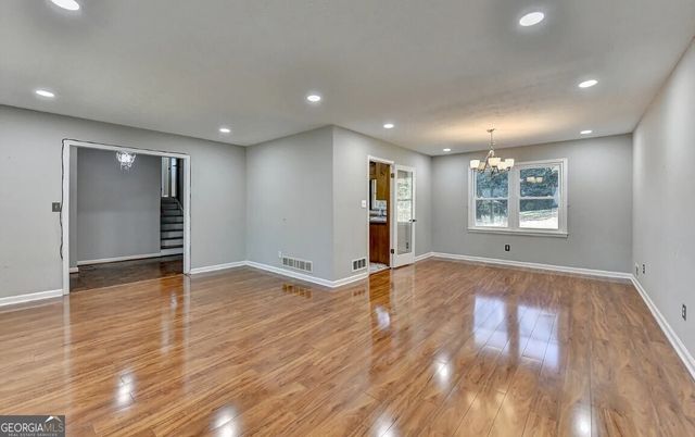 1249 SW Renee Dr SW, Lilburn, GA 30047