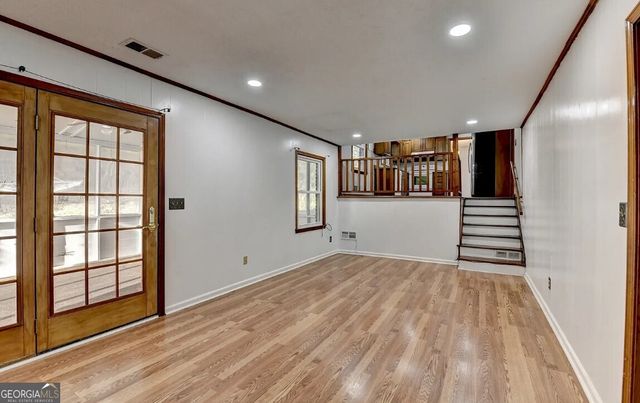 1249 SW Renee Dr SW, Lilburn, GA 30047