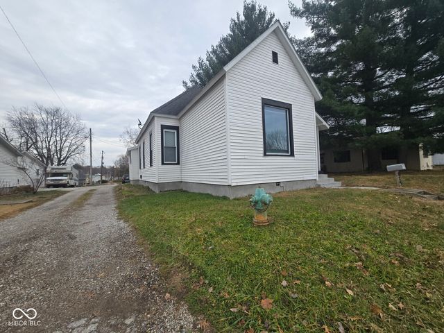 815 N Forest Avenue, Brazil, IN 47834