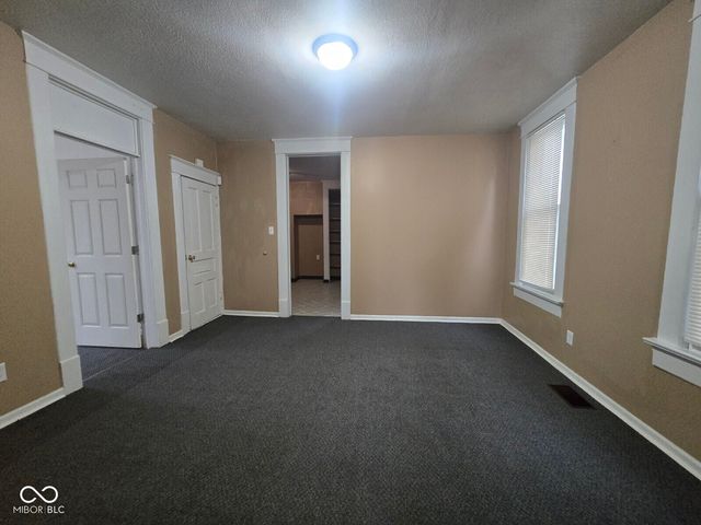 815 N Forest Avenue, Brazil, IN 47834