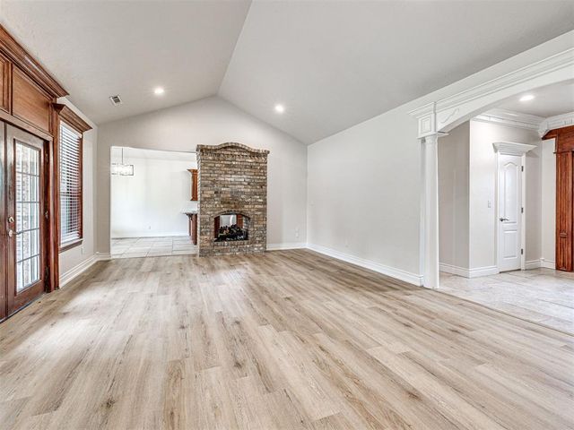 101 Huntington Court, Shawnee, OK 74801