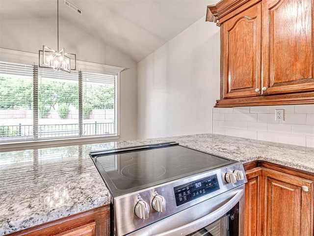101 Huntington Court, Shawnee, OK 74801