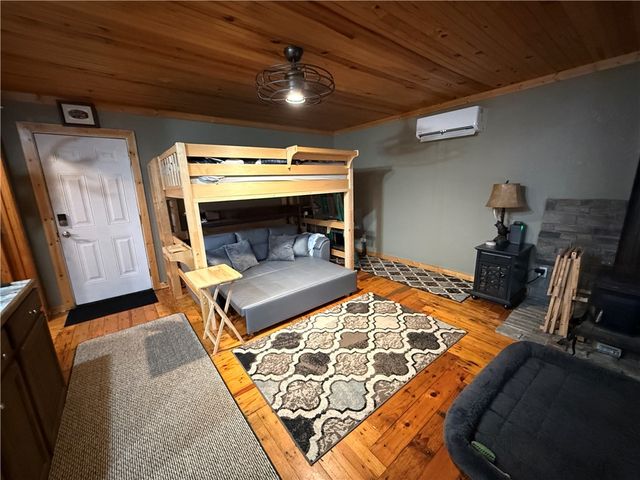 1613 Moonhull Road, Oark, AR 72852