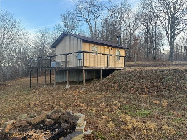 1613 Moonhull Road, Oark, AR 72852