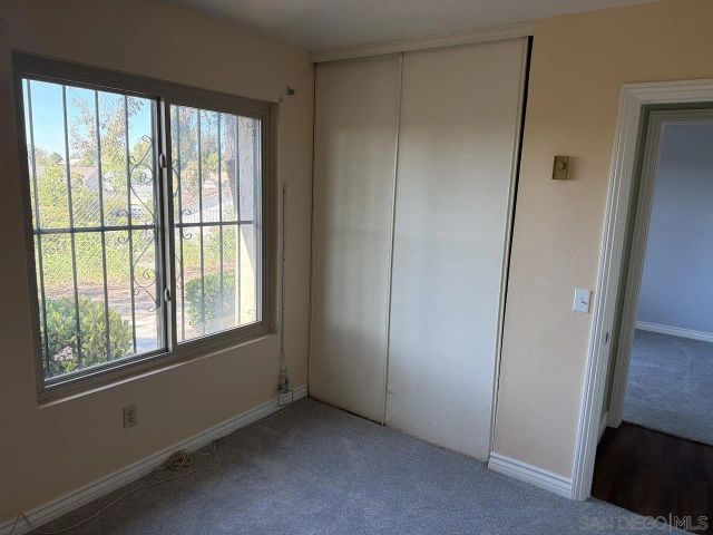8119 Paradise Valley Ct, Spring Valley, CA 91977