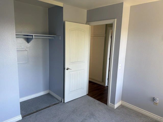 8119 Paradise Valley Ct, Spring Valley, CA 91977