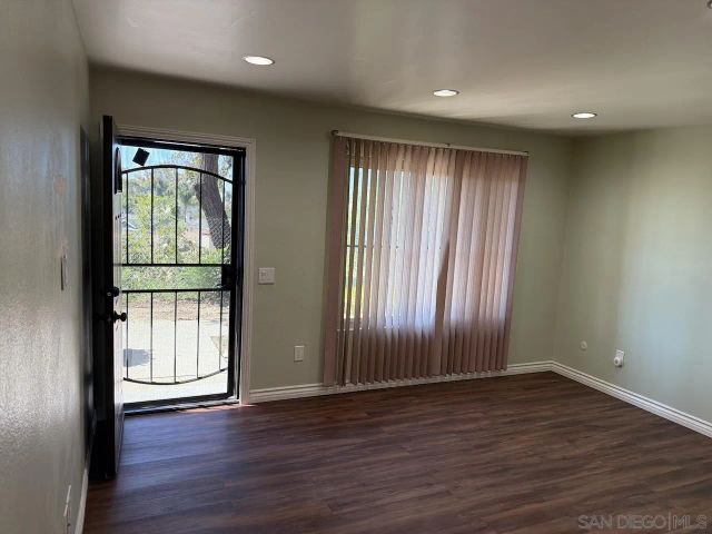 8119 Paradise Valley Ct, Spring Valley, CA 91977