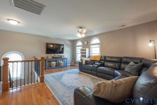 5745 Creek Mill Way, Glen Allen, VA 23059