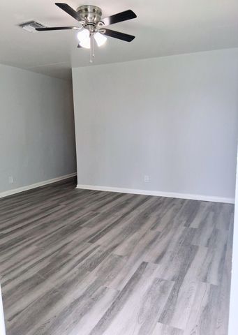 2302 Avenue M, Riviera Beach, FL 33404