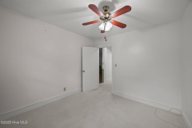 2304 Jefferson Drive, Greenville, NC 27858