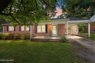 2304 Jefferson Drive, Greenville, NC 27858