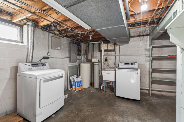 2747 Jersey Avenue S, Saint Louis Park, MN 55426