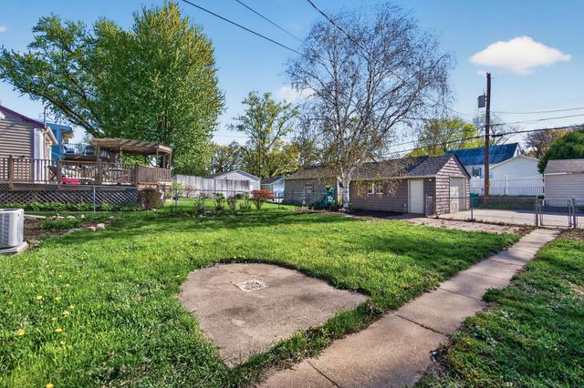 2747 Jersey Avenue S, Saint Louis Park, MN 55426