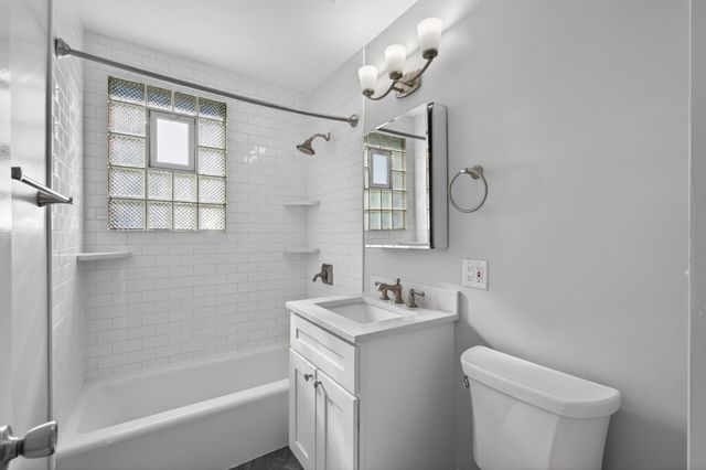2747 Jersey Avenue S, Saint Louis Park, MN 55426