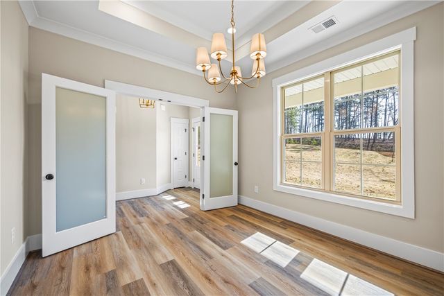 437 Falcons Lair West Drive, Walhalla, SC 29691