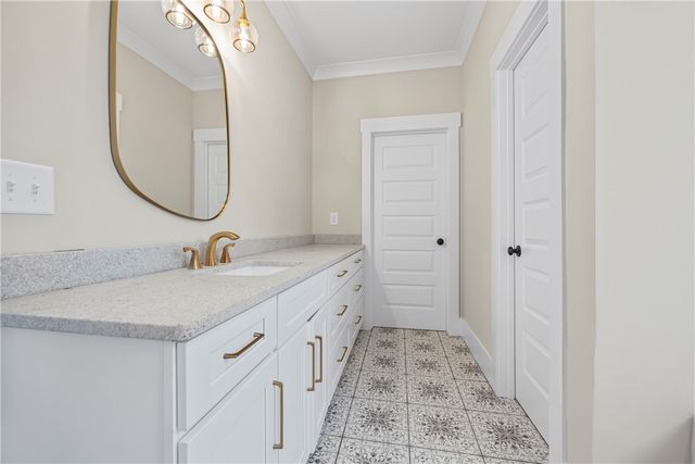 437 Falcons Lair West Drive, Walhalla, SC 29691