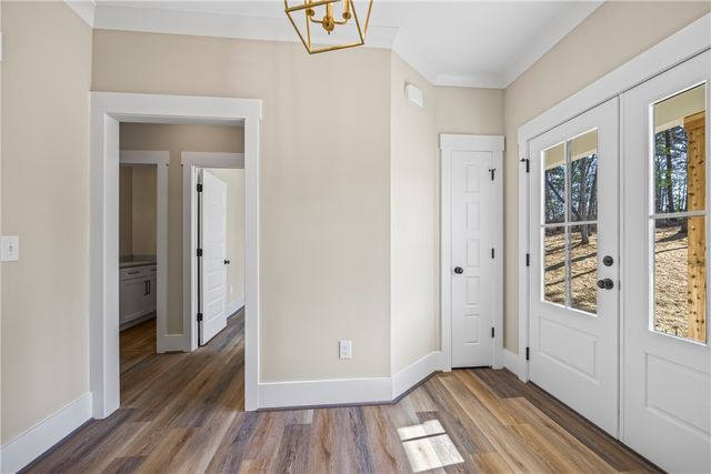 437 Falcons Lair West Drive, Walhalla, SC 29691