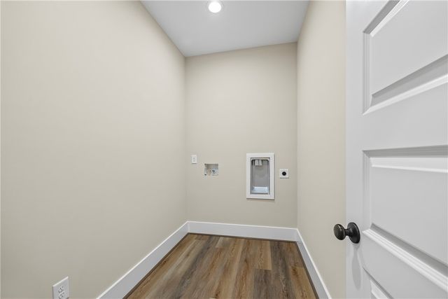 437 Falcons Lair West Drive, Walhalla, SC 29691