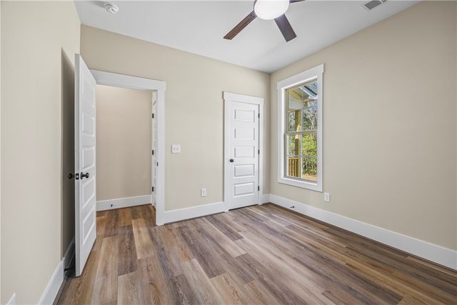 437 Falcons Lair West Drive, Walhalla, SC 29691