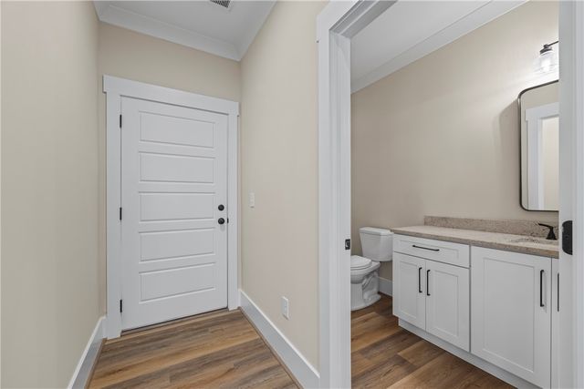 437 Falcons Lair West Drive, Walhalla, SC 29691