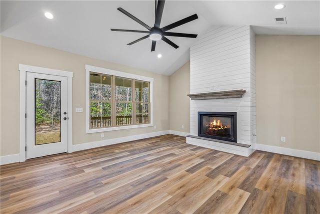 437 Falcons Lair West Drive, Walhalla, SC 29691