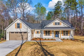 437 Falcons Lair West Drive, Walhalla, SC 29691