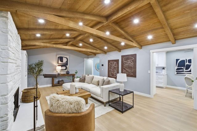 18880 N Ansley Pl, Saratoga, CA 95070