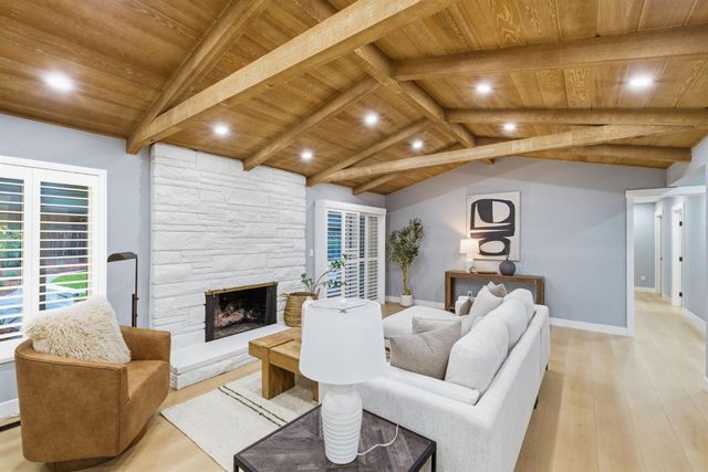 18880 N Ansley Pl, Saratoga, CA 95070