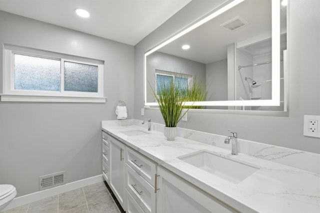 18880 N Ansley Pl, Saratoga, CA 95070