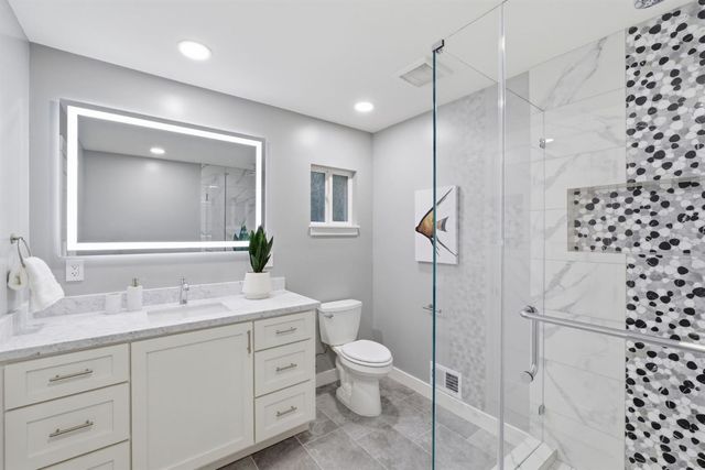 18880 N Ansley Pl, Saratoga, CA 95070