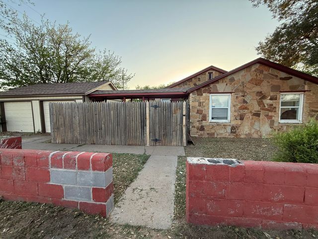 Package Property, Lubbock, TX 79410