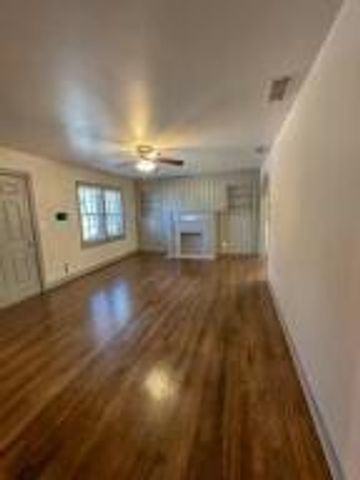 Package Property, Lubbock, TX 79410